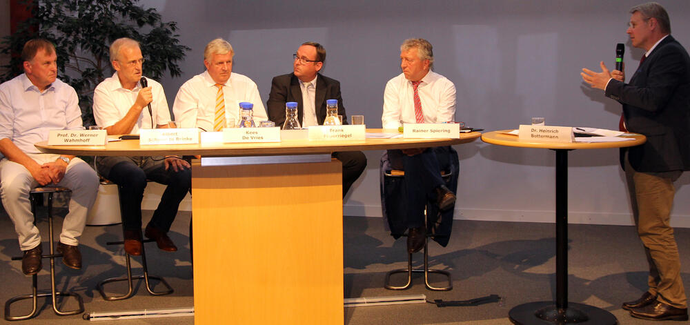 Teilnehmer der Podiumsdiskussion 